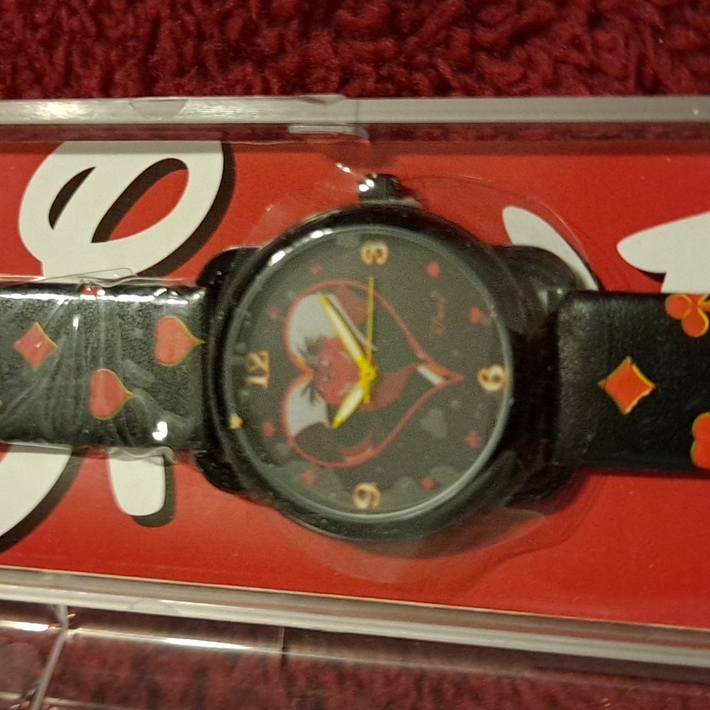 Disney Queen of Hearts Watch❤️❤️